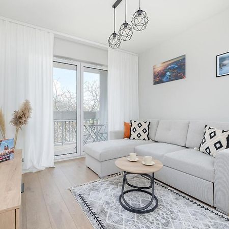 Bright Apartment Park Lotnikow Near Tauron Arena Krakow By Noclegi Renters Εξωτερικό φωτογραφία